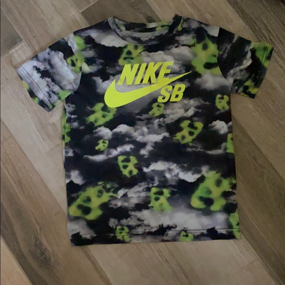 Boys NIKE SB Tee YM